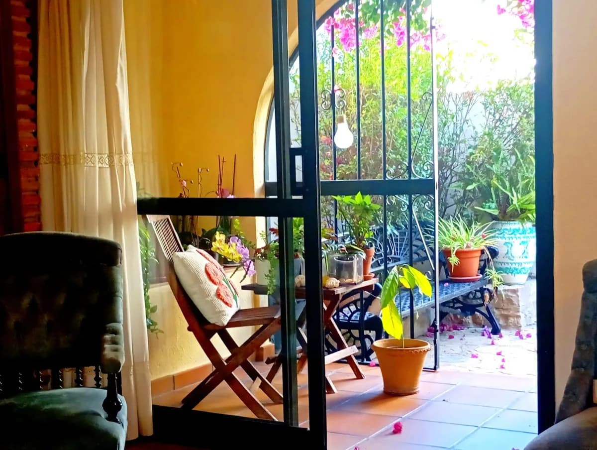 4 Bedroom Semi-Detached House for Sale in Casares Playa, Málaga - Image 3