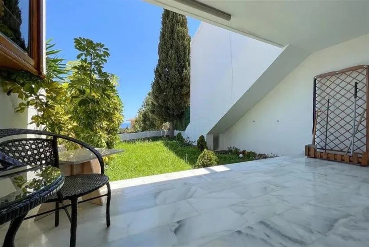 4 Bedroom Townhouse for Sale in Calahonda, Málaga - Image 5