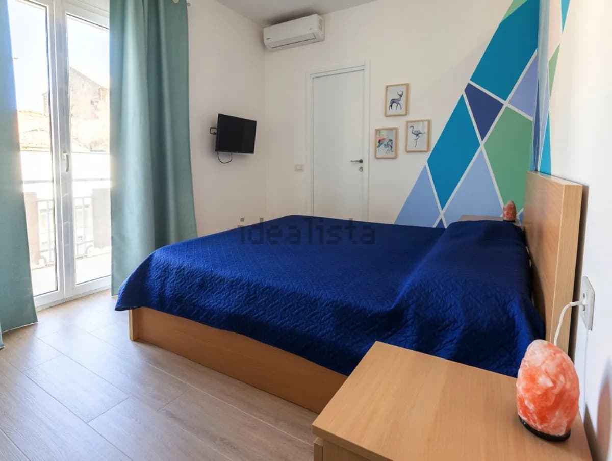 3 Bedroom Middle Floor Apartment for Sale in Marbella, Málaga - Image 9