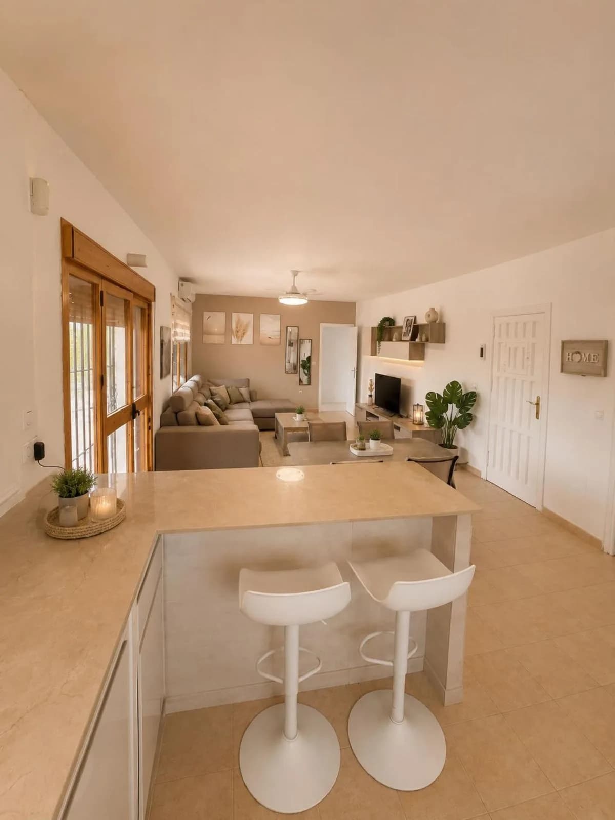 3 Bedroom Finca - Cortijo for Sale in Coín, Málaga - Image 4
