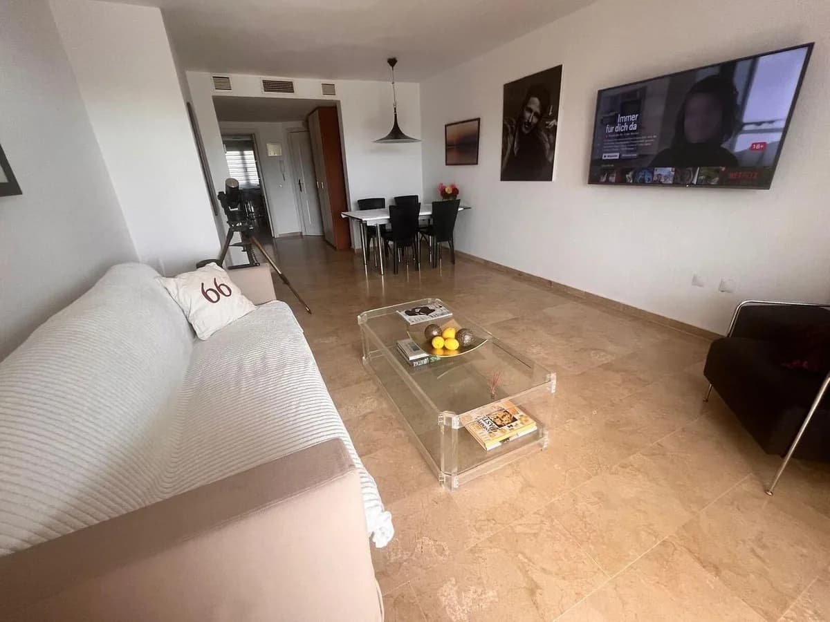 2 Bedroom Penthouse for Sale in Estepona, Málaga - Image 5