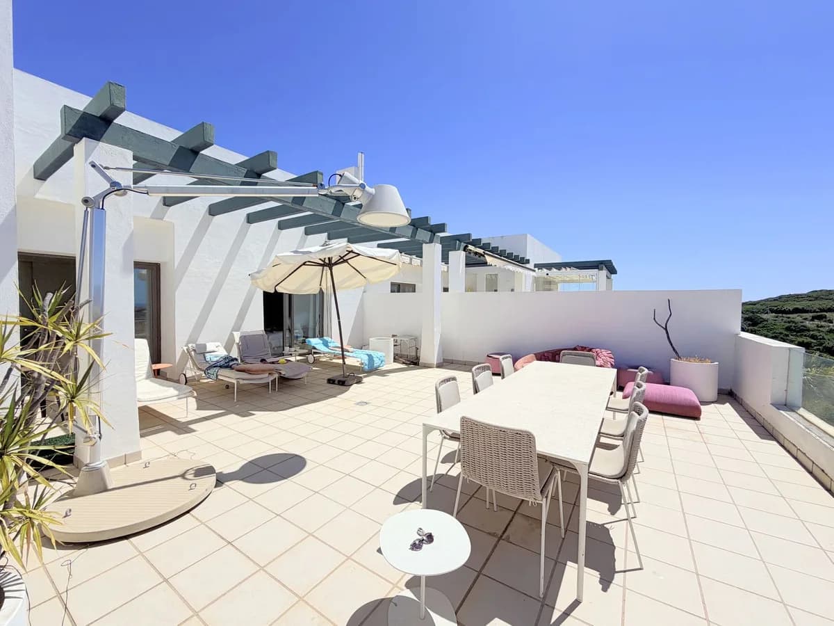 3 Bedroom Penthouse for Sale in Casares Playa, Málaga - Image 3