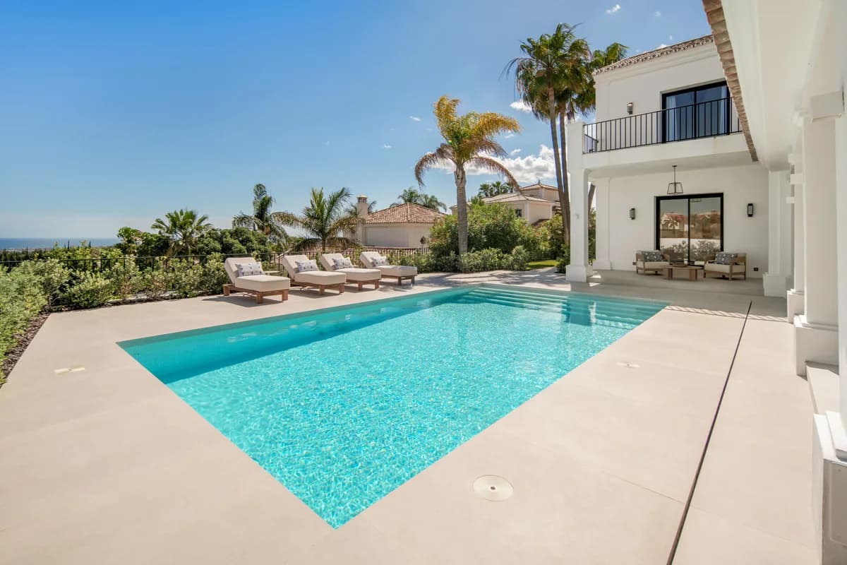5 Bedroom Detached Villa for Sale in Benahavís, Málaga - Image 2