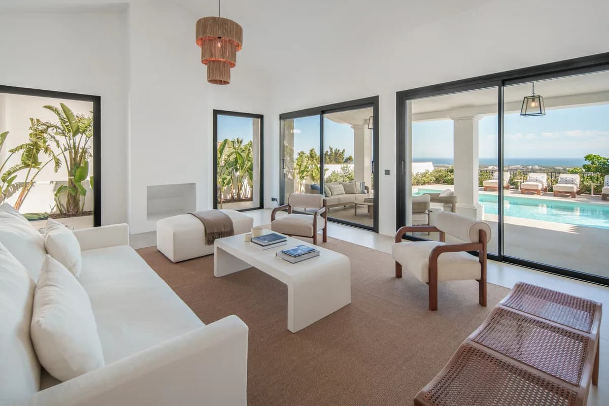 5 Bedroom Detached Villa for Sale in Benahavís, Málaga - Image 7