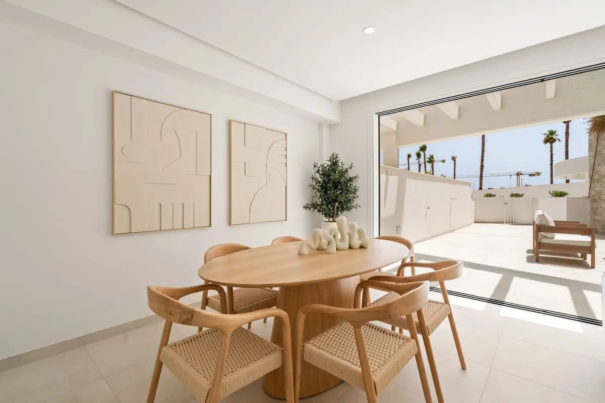3 Bedroom Ground Floor Apartment for Sale in La Cala de Mijas, Málaga - Image 4