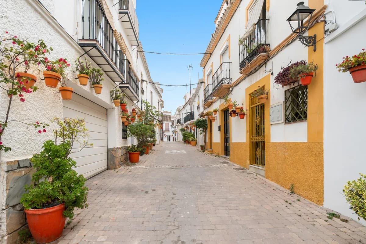 1 Bedroom Townhouse for Sale in Estepona, Málaga
