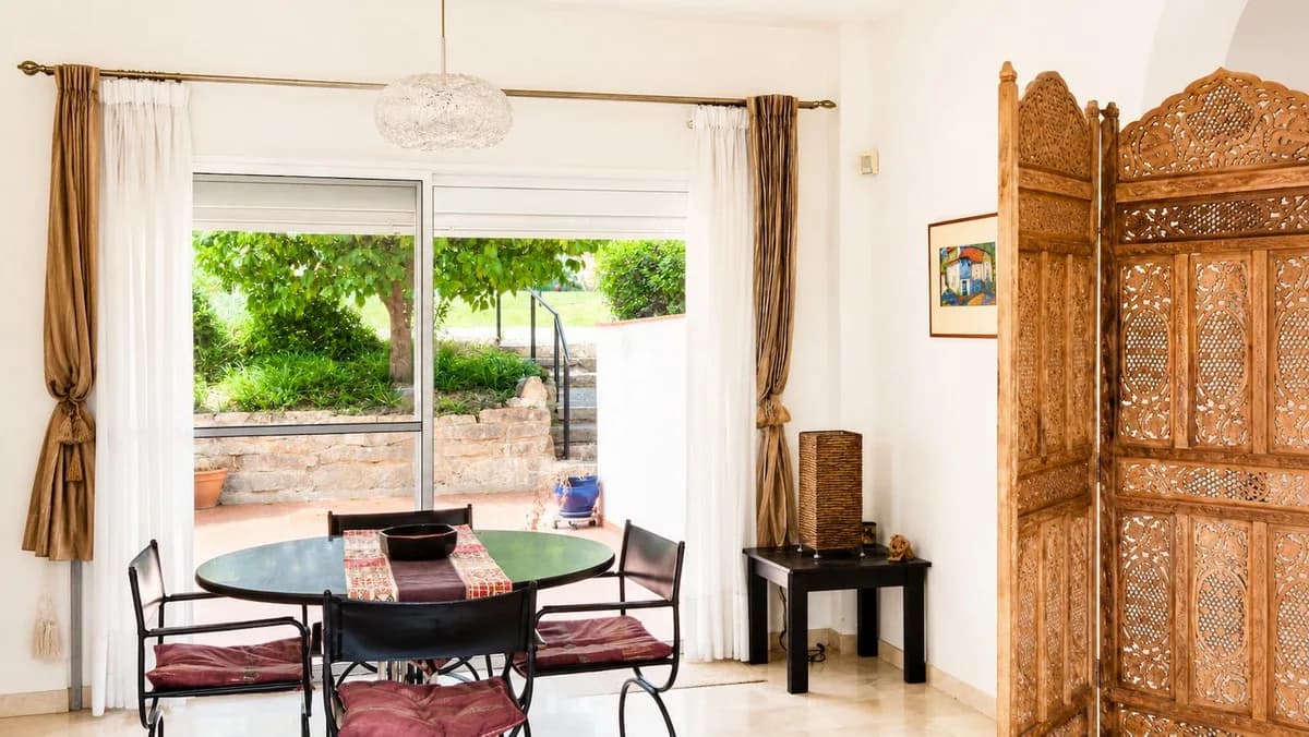 2 Bedroom Ground Floor Apartment for Sale in Estepona, Málaga - Image 3