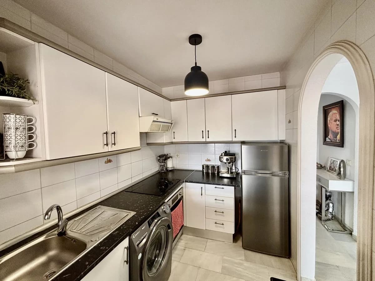 2 Bedroom Penthouse for Sale in Mijas Golf, Málaga - Image 9