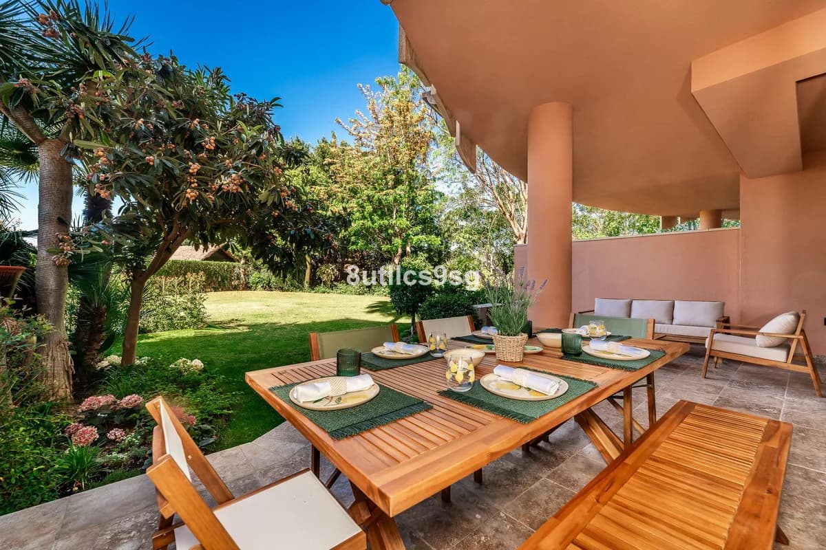 3 Bedroom Ground Floor Apartment for Sale in Nueva Andalucía, Málaga - Image 4