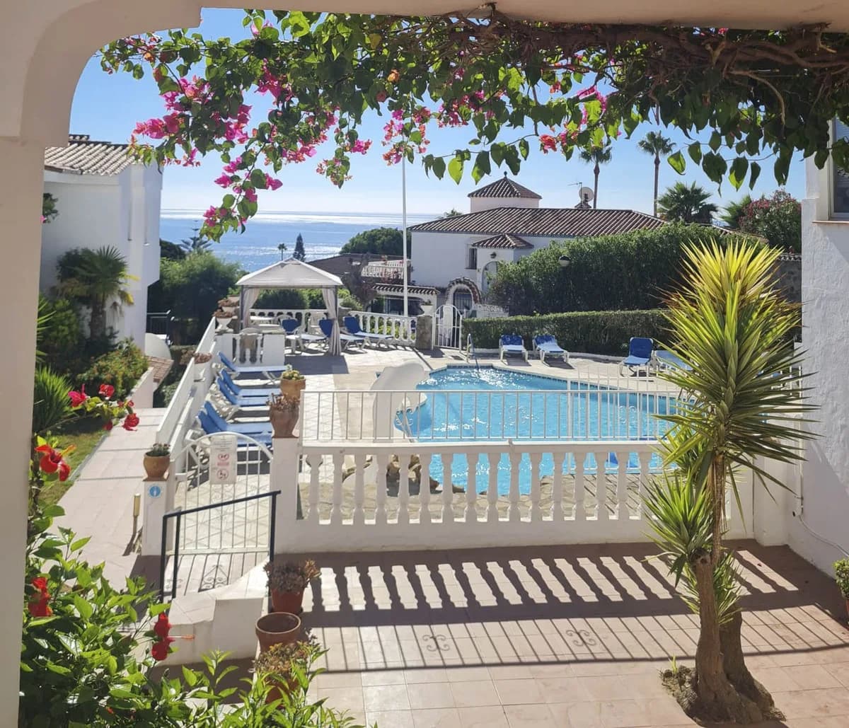 2 Bedroom Ground Floor Apartment for Sale in La Duquesa, Málaga
