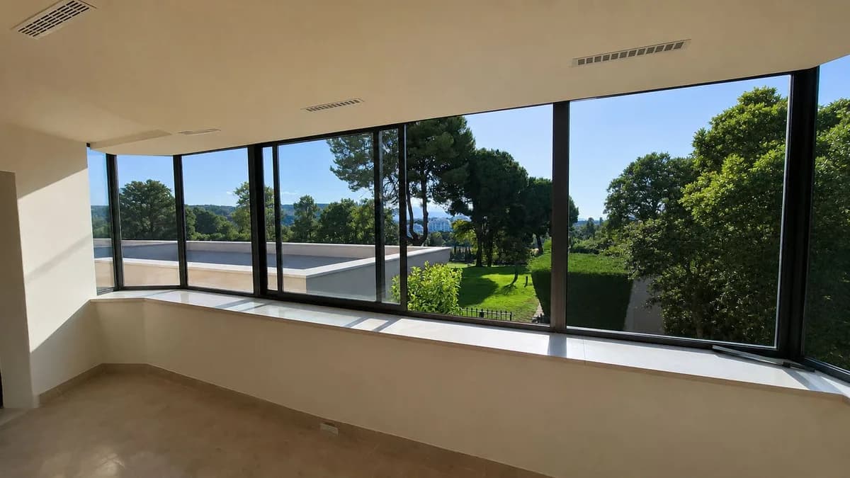 1 Bedroom Ground Floor Apartment for Sale in Atalaya, Málaga - Image 2