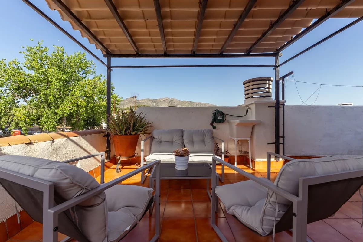 4 Bedroom Townhouse for Sale in Torremolinos, Málaga - Image 5
