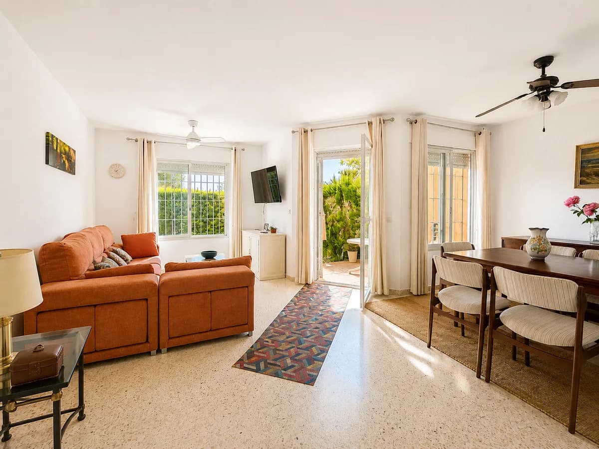 3 Bedroom Townhouse for Sale in Diana Park, Málaga - Image 5