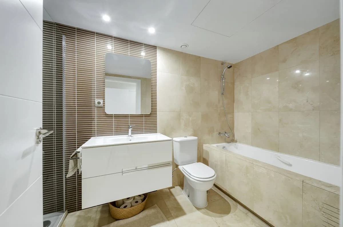 2 Bedroom Ground Floor Apartment for Sale in Casares Playa, Málaga - Image 8