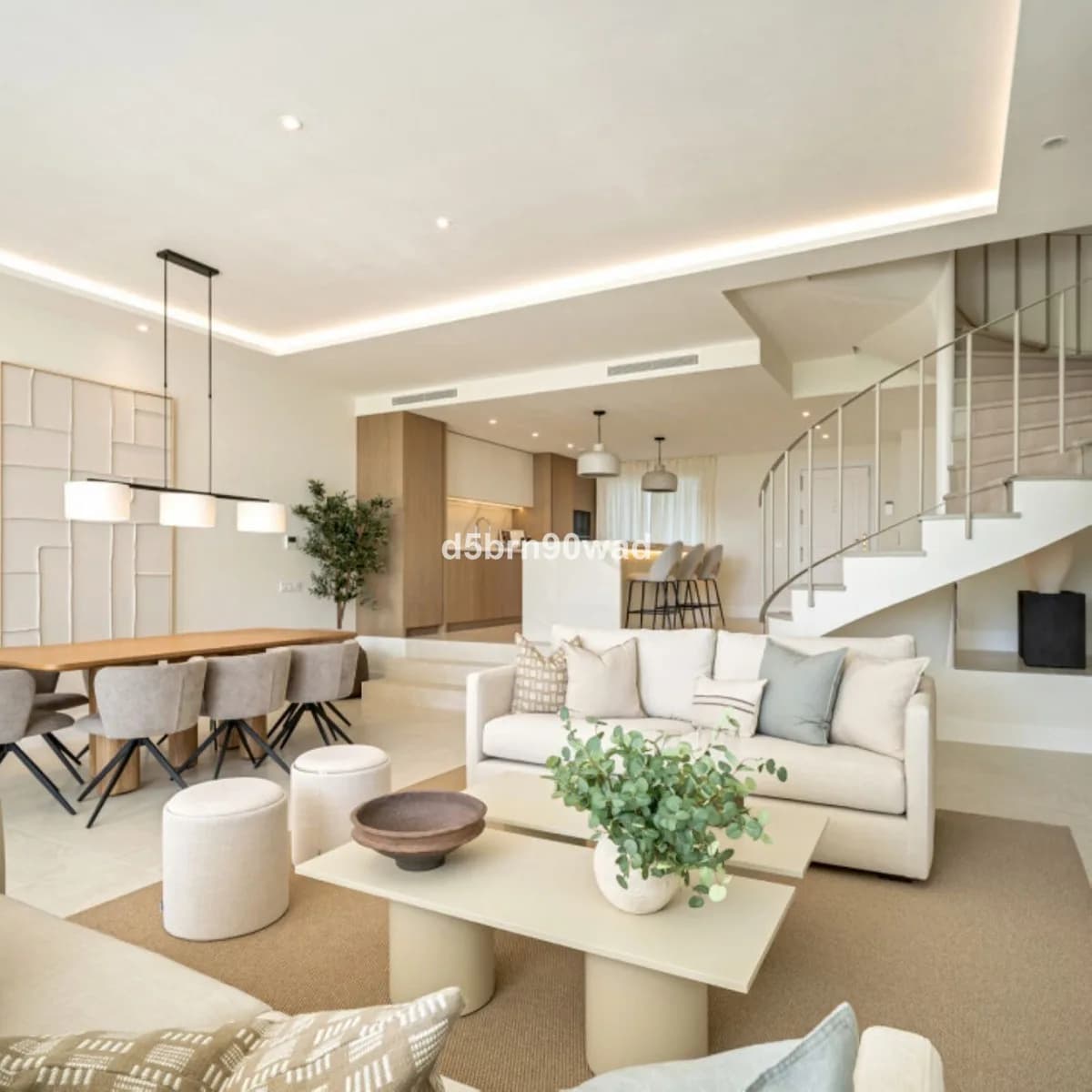 4 Bedroom Townhouse for Sale in La Quinta, Málaga - Image 5