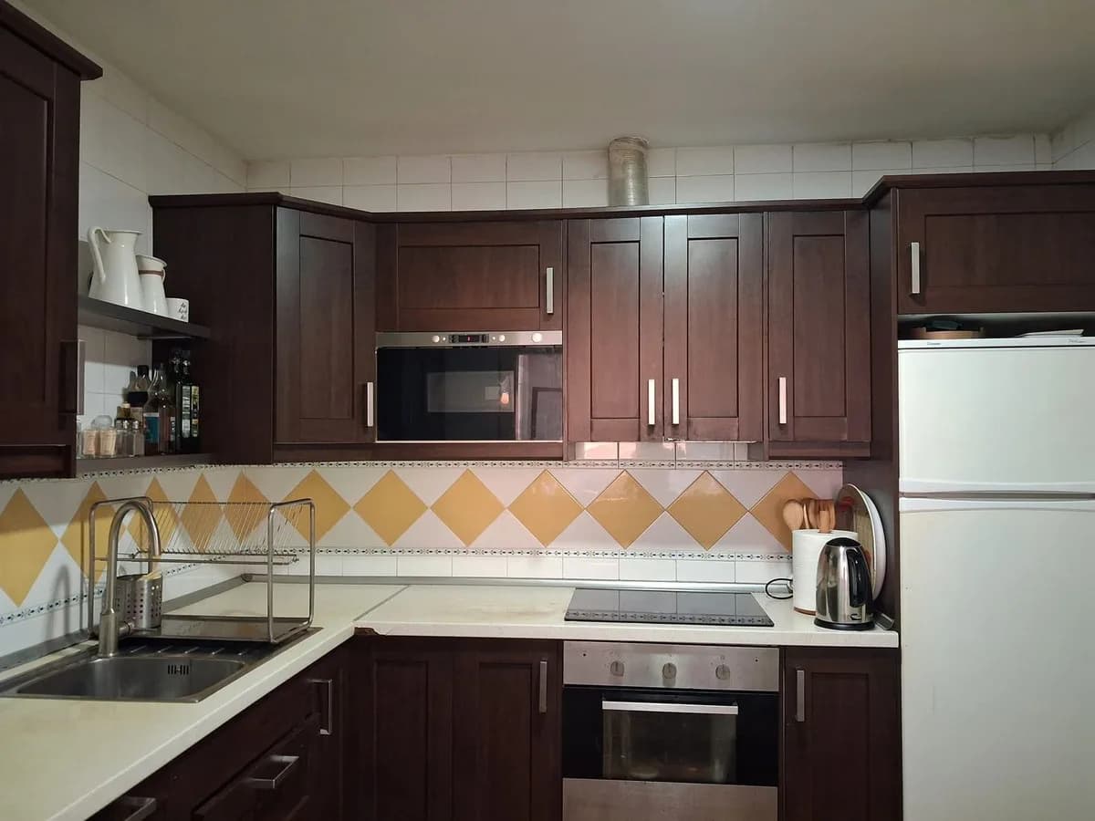 1 Bedroom Middle Floor Apartment for Sale in Benahavís, Málaga - Image 6