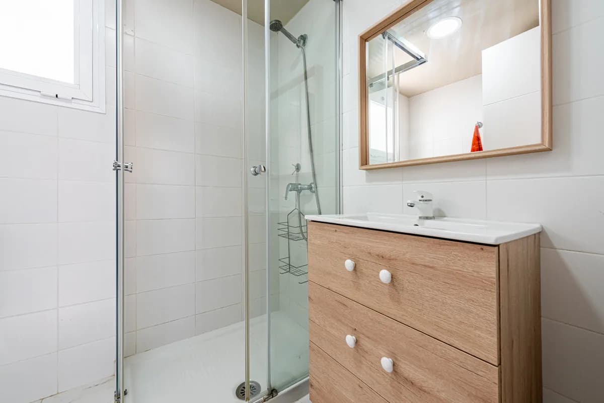 2 Bedroom Penthouse for Sale in Los Boliches, Málaga - Image 4