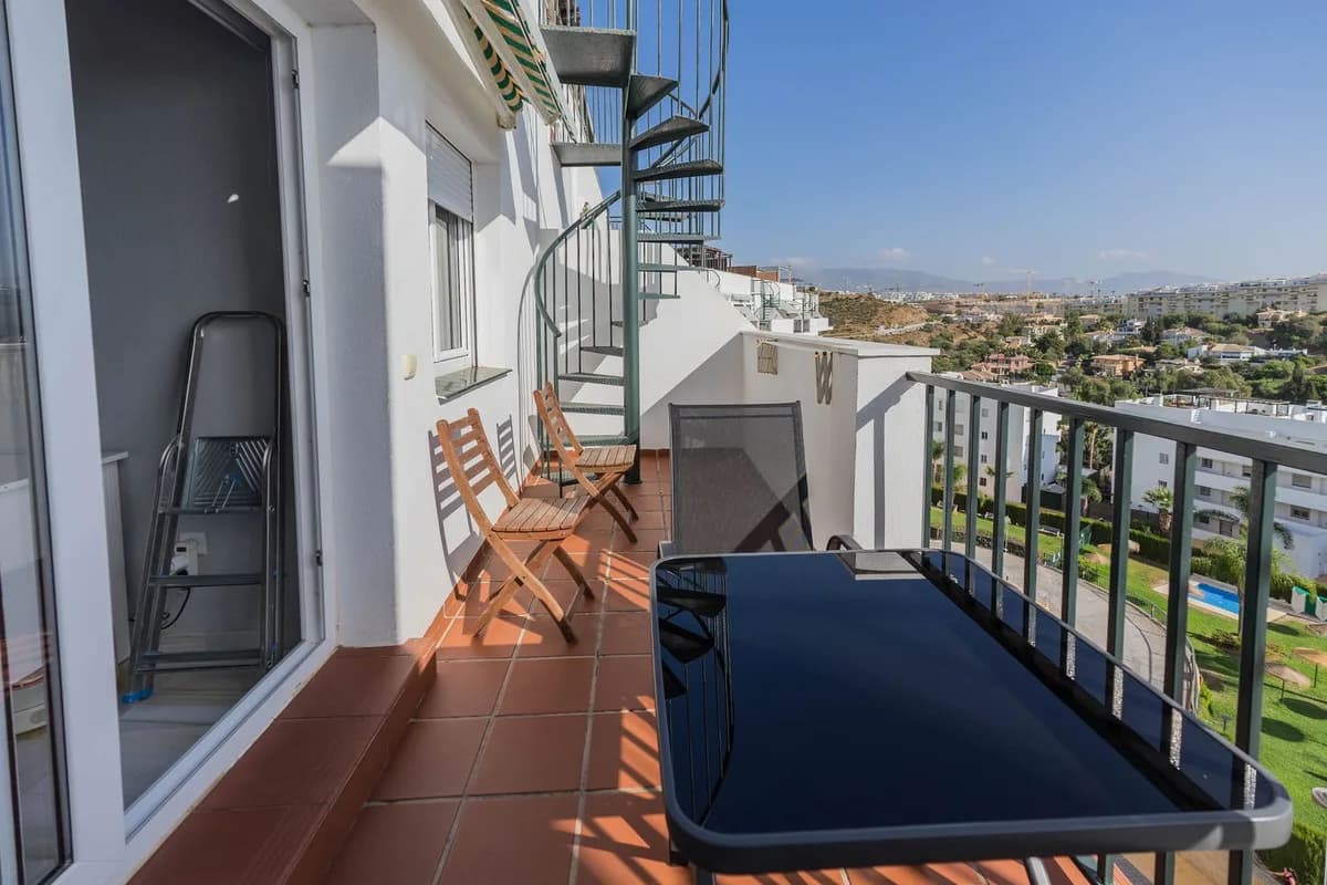 2 Bedroom Penthouse for Sale in Mijas Costa, Málaga