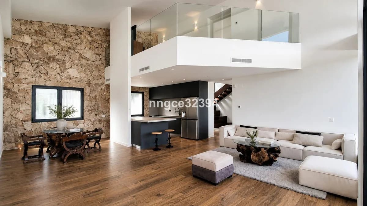 5 Bedroom Detached Villa for Sale in New Golden Mile, Málaga - Image 4