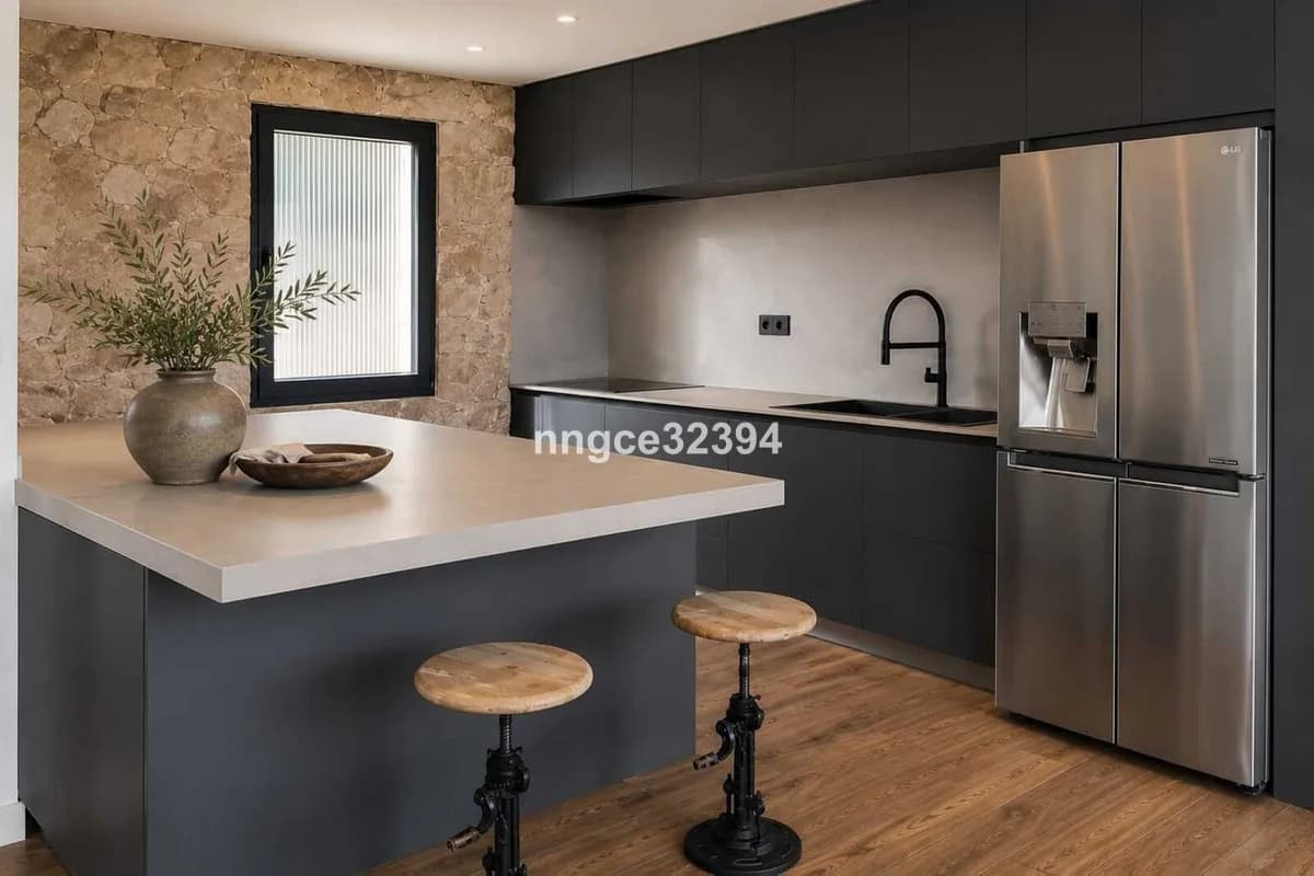 5 Bedroom Detached Villa for Sale in New Golden Mile, Málaga - Image 8