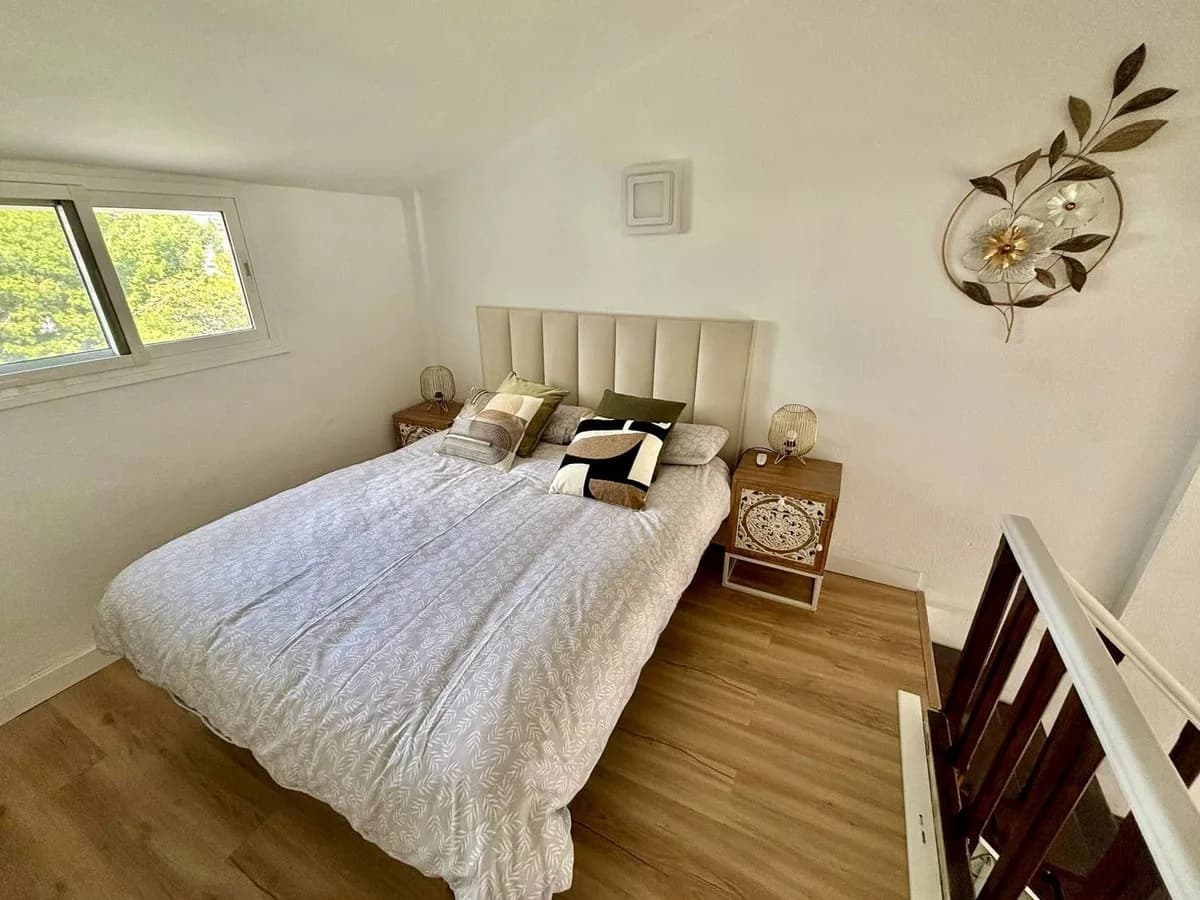 1 Bedroom Middle Floor Apartment for Sale in Calahonda, Málaga - Image 5