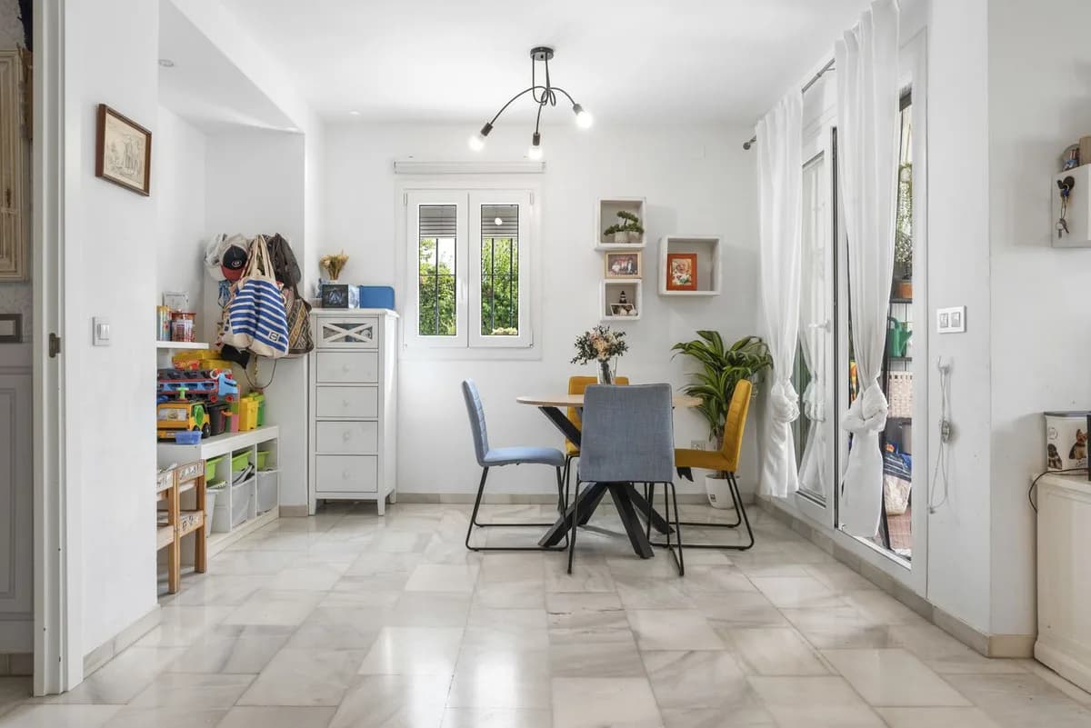4 Bedroom Townhouse for Sale in Torremolinos, Málaga - Image 6