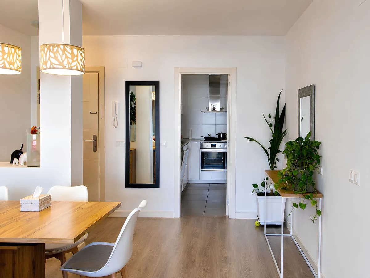 3 Bedroom Middle Floor Apartment for Sale in La Campana, Málaga - Image 6
