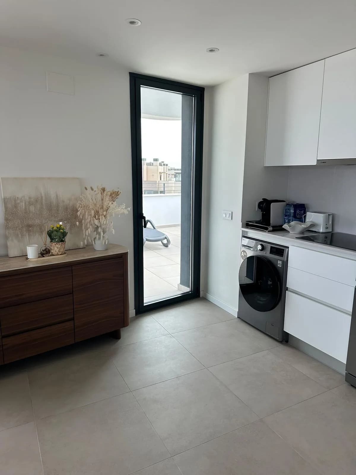 2 Bedroom Penthouse for Sale in Torremolinos, Málaga - Image 9