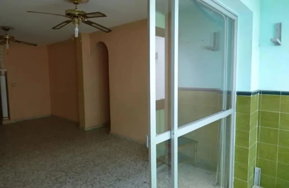 3 Bedroom Ground Floor Apartment for Sale in Estepona, Málaga - Image 7