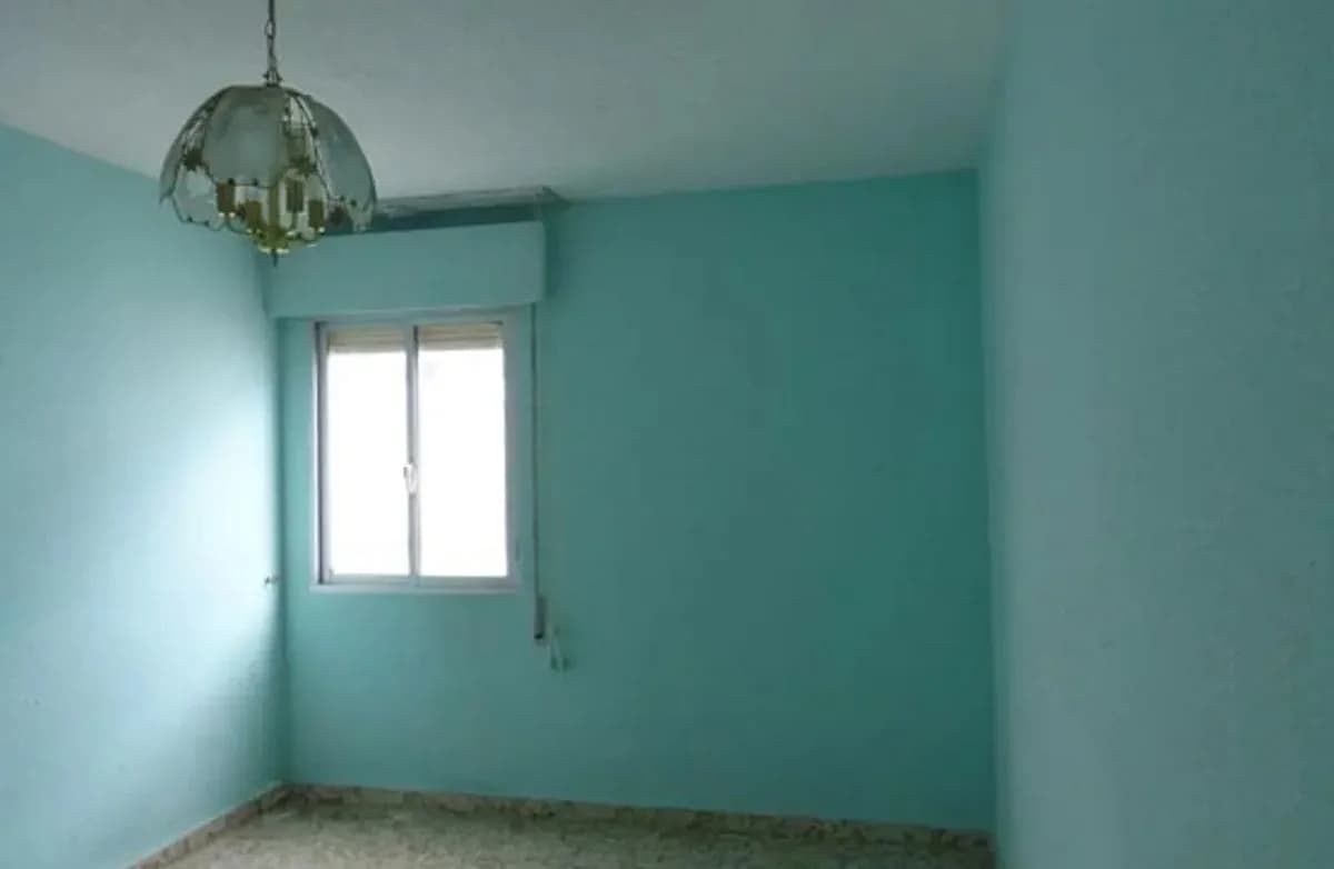 3 Bedroom Ground Floor Apartment for Sale in Estepona, Málaga - Image 9