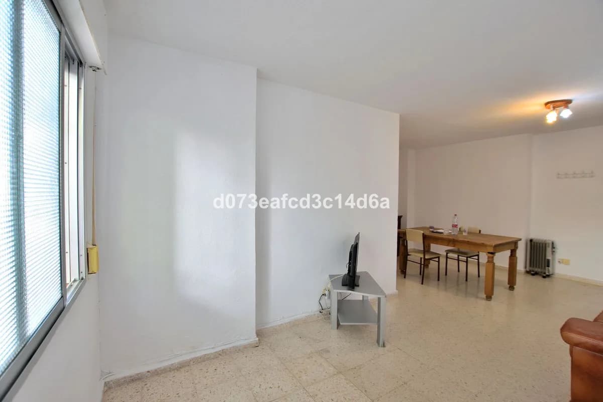 3 Bedroom Ground Floor Apartment for Sale in Ronda, Málaga - Image 6