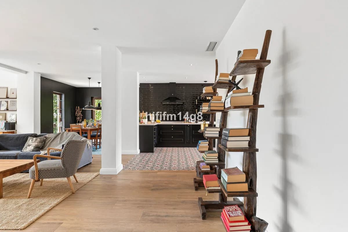 3 Bedroom Detached Villa for Sale in Estepona, Málaga - Image 8