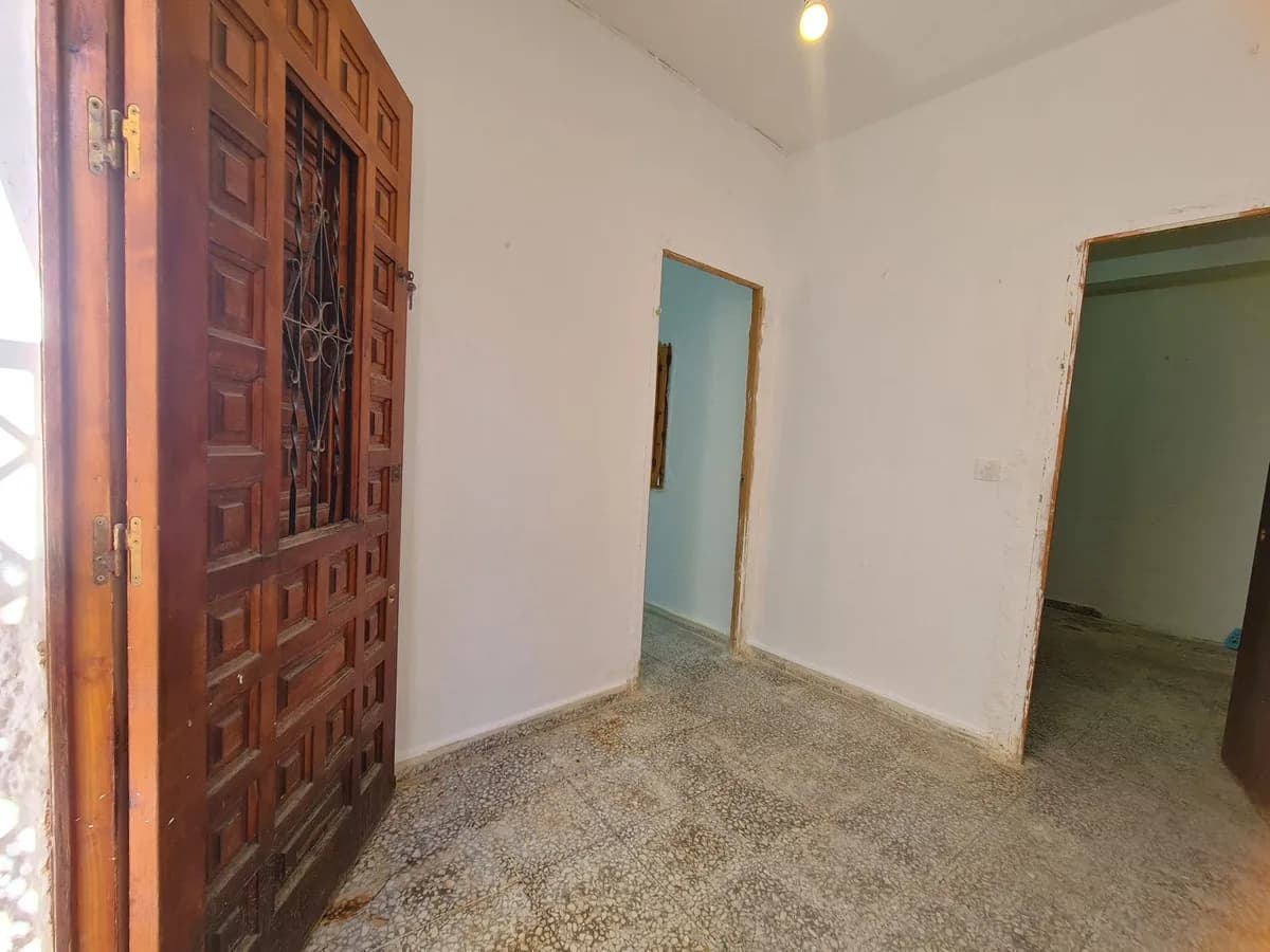 1 Bedroom Ground Floor Apartment for Sale in Estepona, Málaga - Image 3