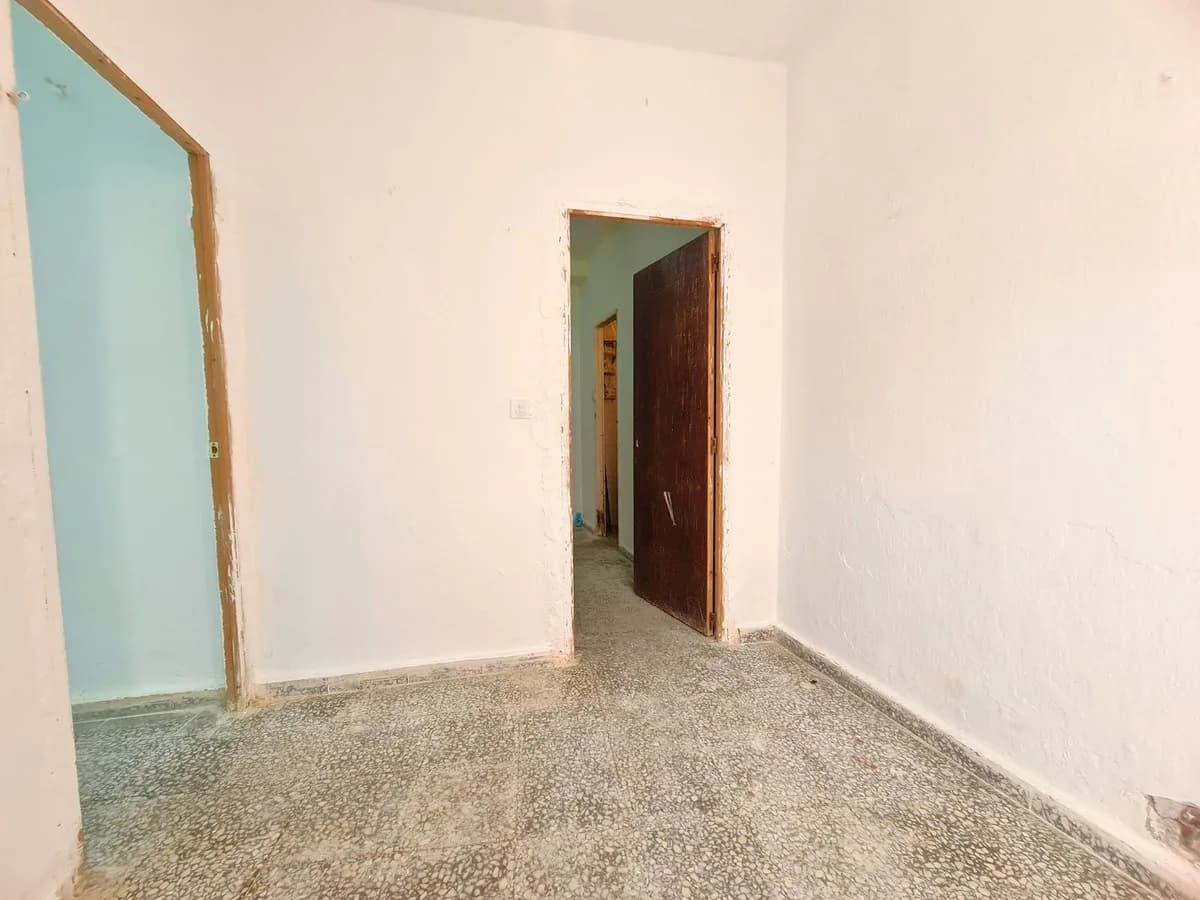 1 Bedroom Ground Floor Apartment for Sale in Estepona, Málaga - Image 5