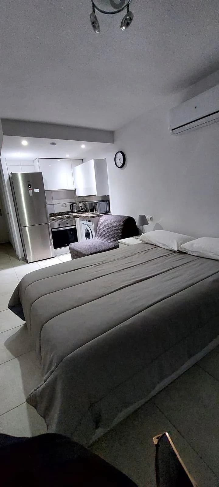 1 Bedroom Middle Floor Apartment for Sale in Benalmadena, Málaga