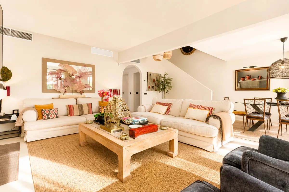 6 Bedroom Townhouse for Sale in Guadalmina Alta, Málaga - Image 4