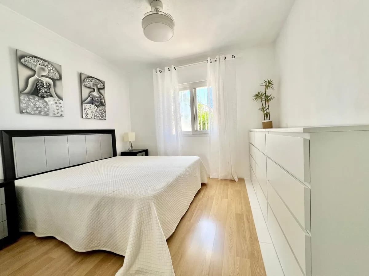 3 Bedroom Detached Villa for Sale in El Faro, Málaga - Image 3