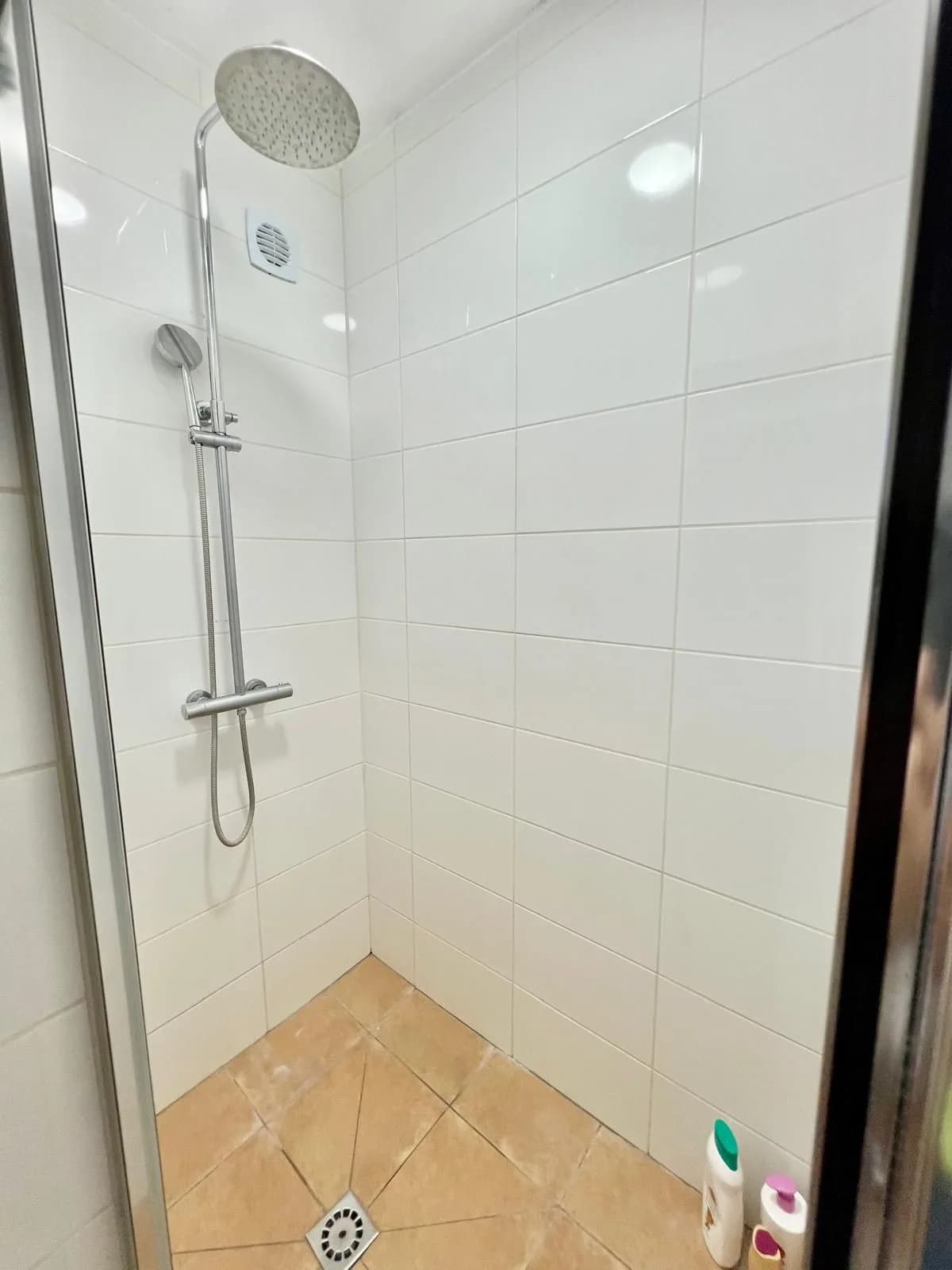3 Bedroom Detached Villa for Sale in El Faro, Málaga - Image 9