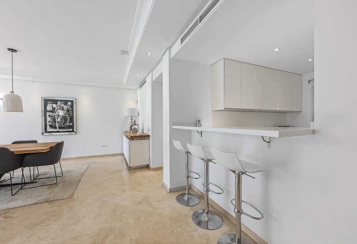 2 Bedroom Ground Floor Apartment for Sale in Estepona, Málaga - Image 7