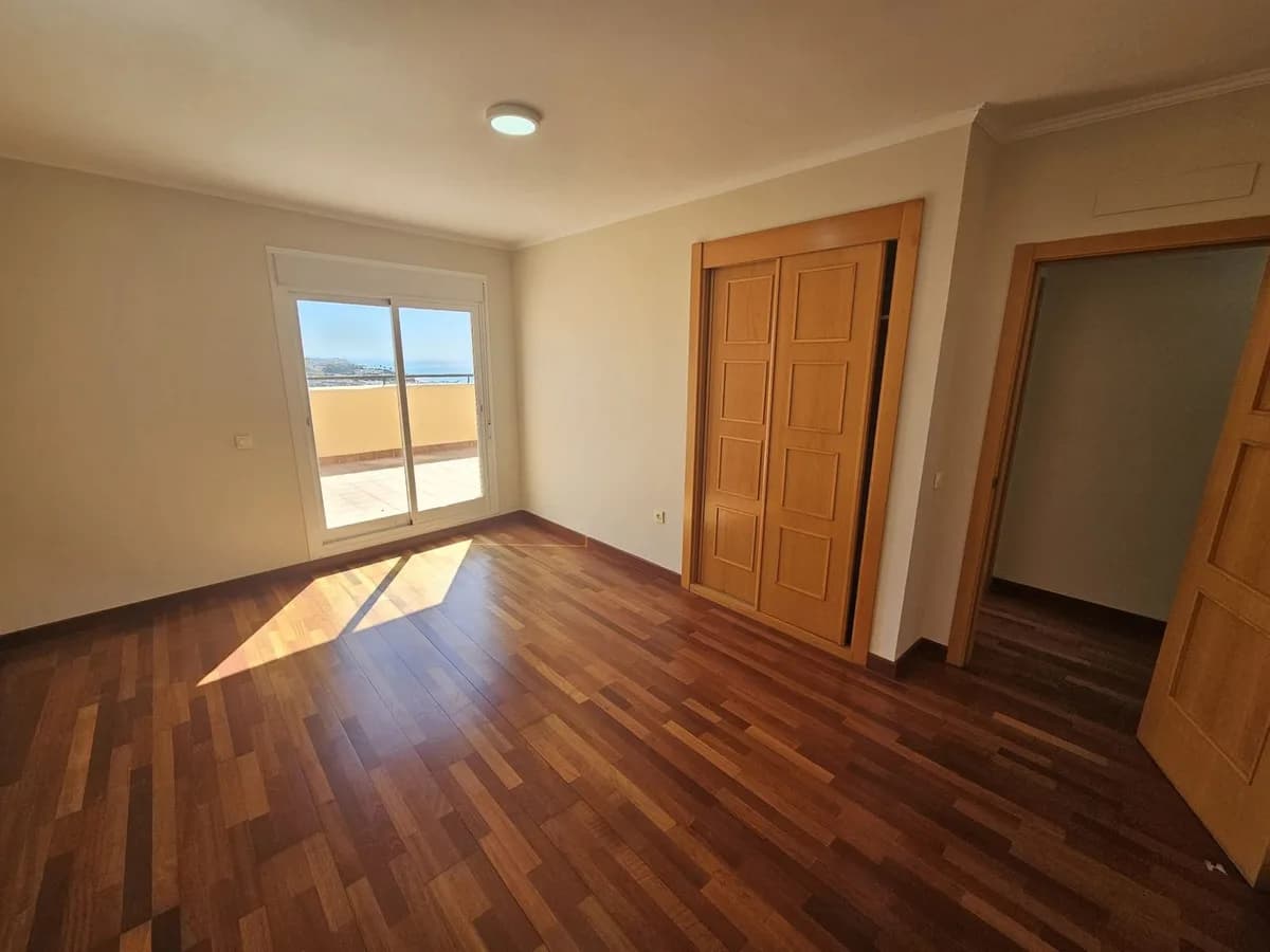 4 Bedroom Townhouse for Sale in La Cala, Málaga - Image 4