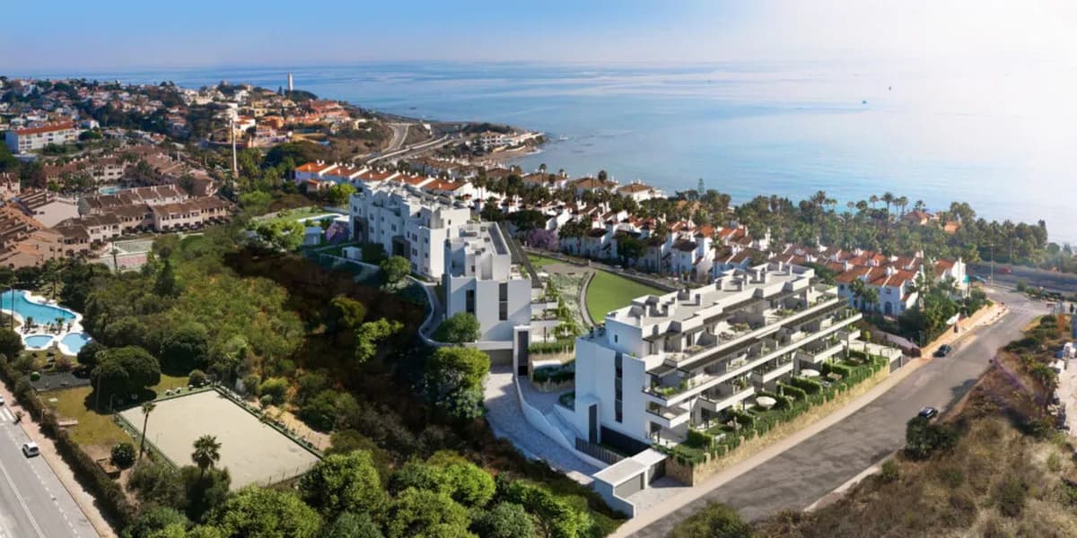 3 Bedroom Middle Floor Apartment for Sale in El Chaparral, Málaga - Image 7
