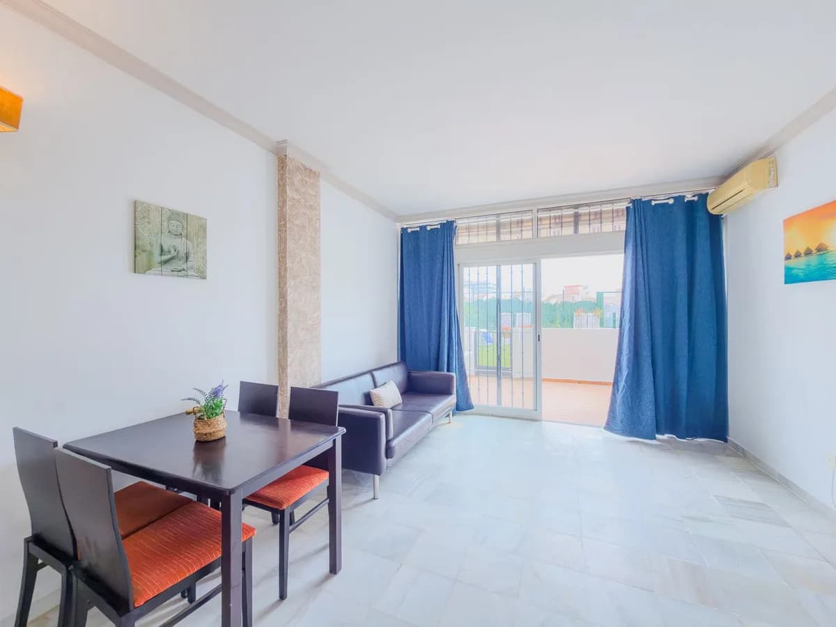 1 Bedroom Ground Floor Studio for Sale in Torreblanca, Málaga - Image 3