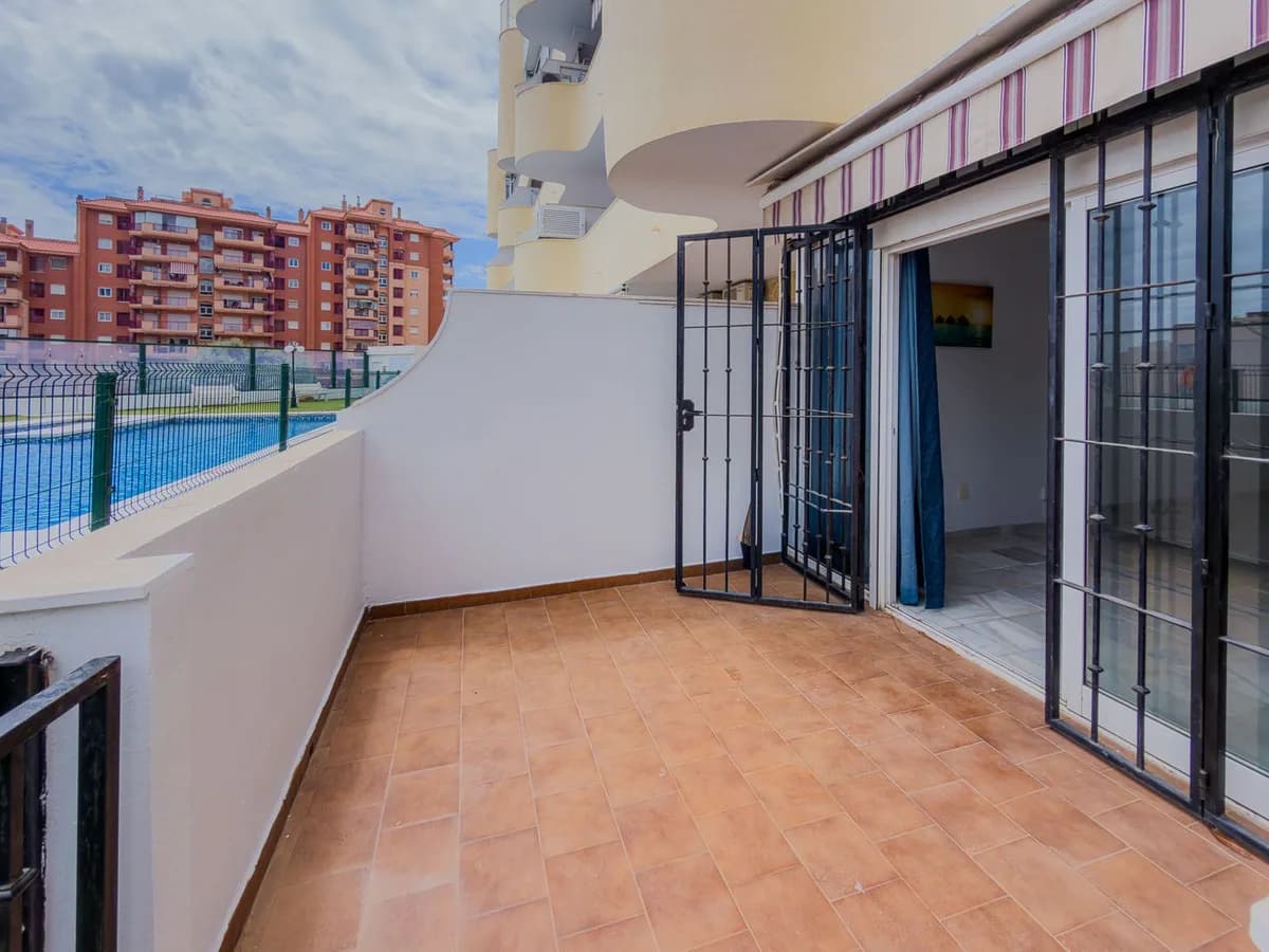 1 Bedroom Ground Floor Studio for Sale in Torreblanca, Málaga - Image 9