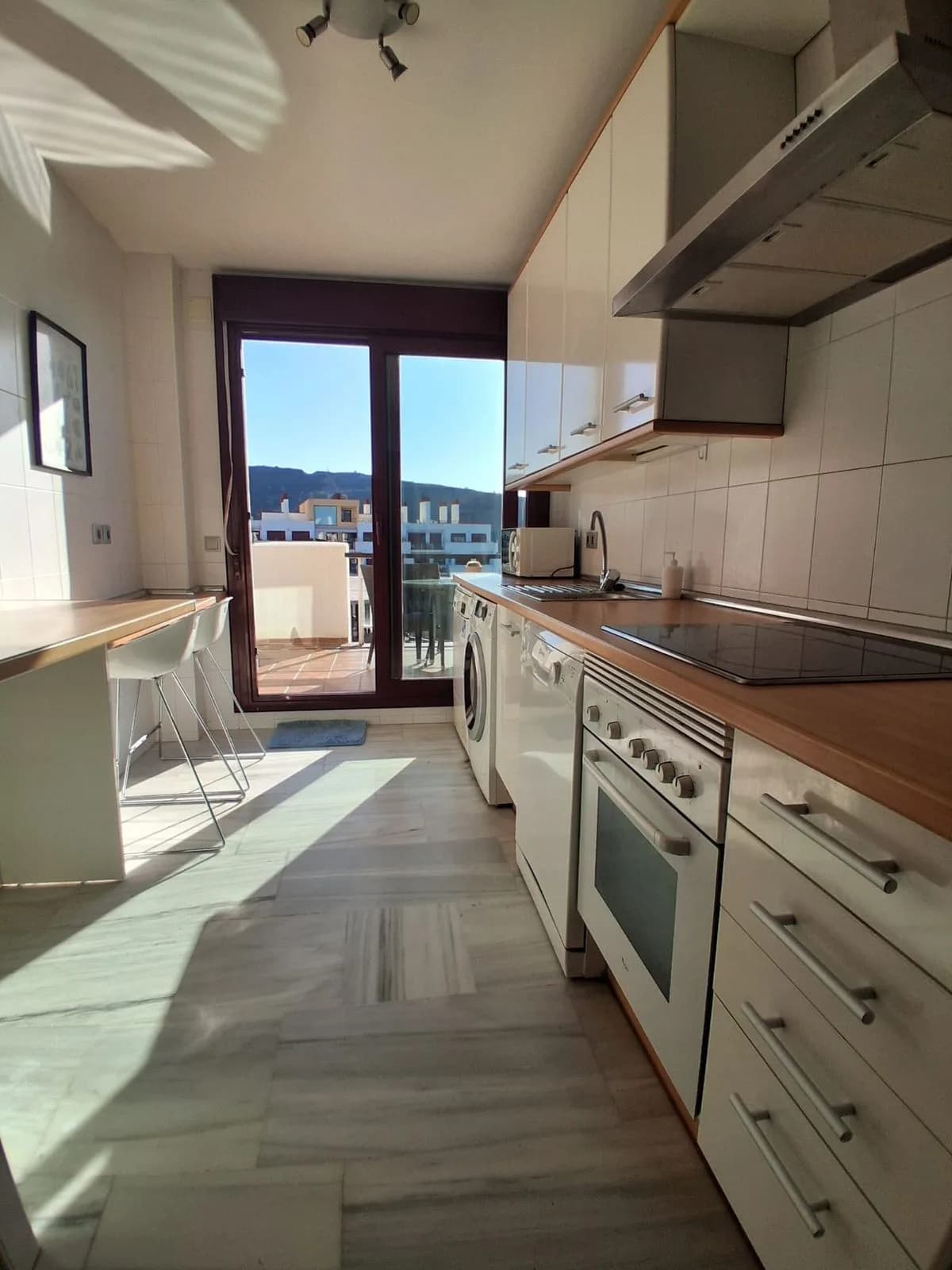 3 Bedroom Penthouse Duplex for Sale in Benahavís, Málaga - Image 7