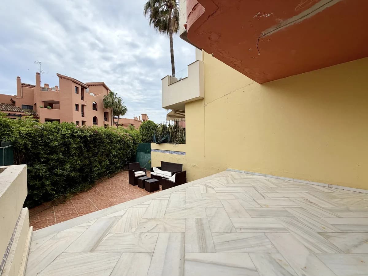 2 Bedroom Townhouse for Sale in Estepona, Málaga - Image 8