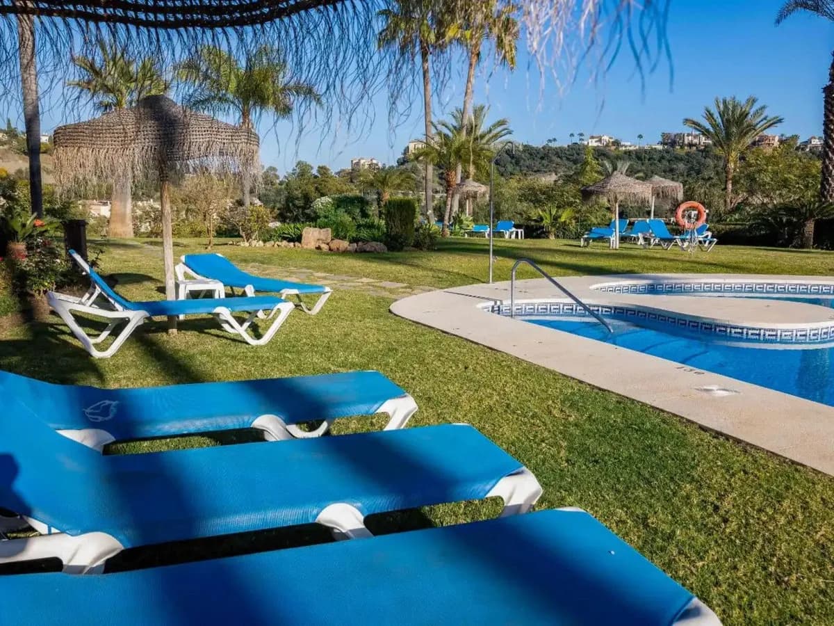 3 Bedroom Ground Floor Apartment for Sale in Los Arqueros, Málaga - Image 3