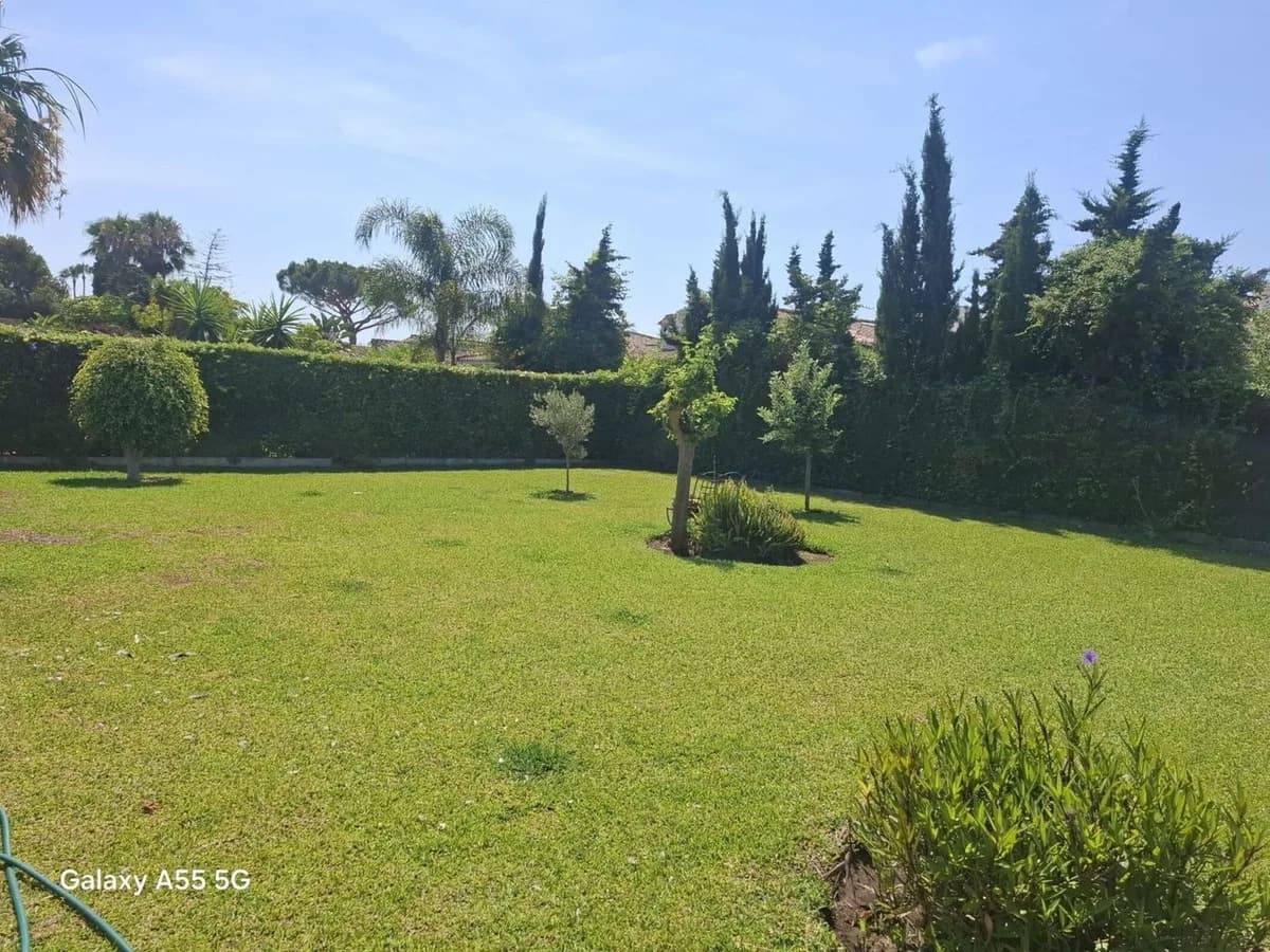 3 Bedroom Detached Villa for Sale in Estepona, Málaga - Image 8
