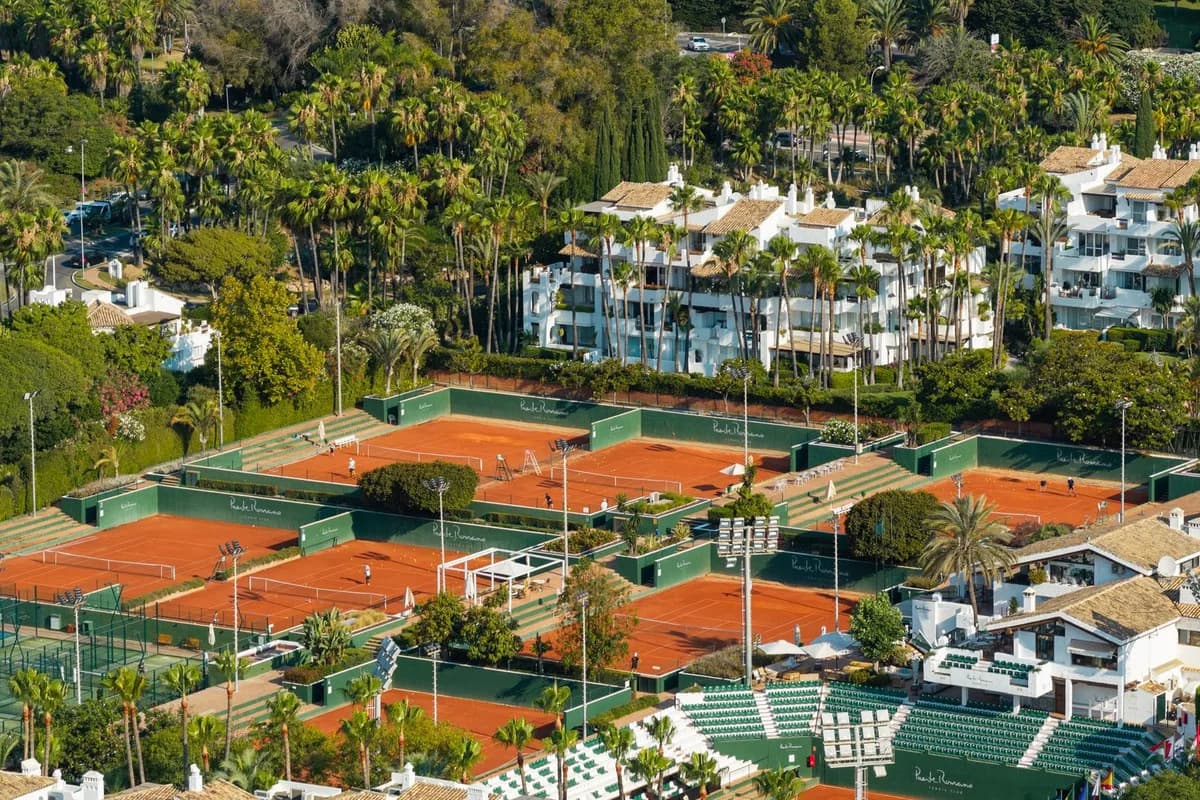 3 Bedroom Penthouse Duplex for Sale in The Golden Mile, Málaga - Image 3