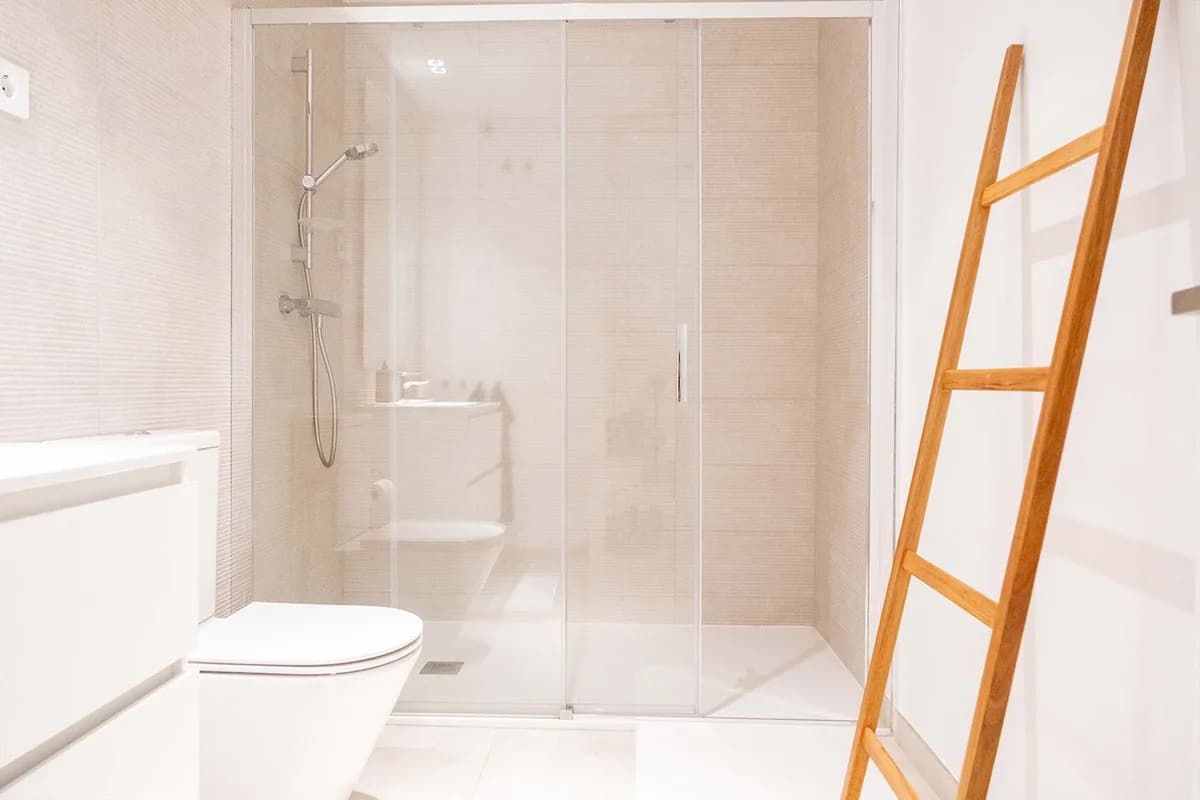 2 Bedroom Ground Floor Apartment for Sale in Estepona, Málaga - Image 4
