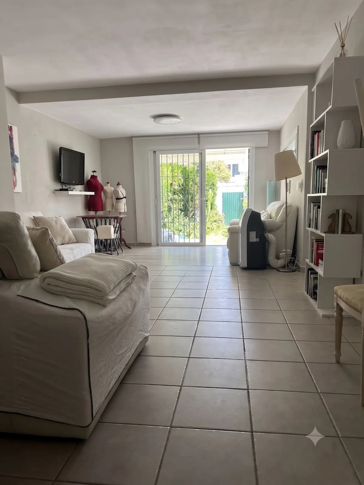 3 Bedroom Townhouse for Sale in San Pedro de Alcántara, Málaga - Image 7